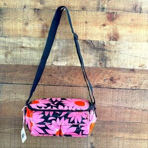 NWT Vera Bradley Retired Loves Me Insulated Lunch Bag